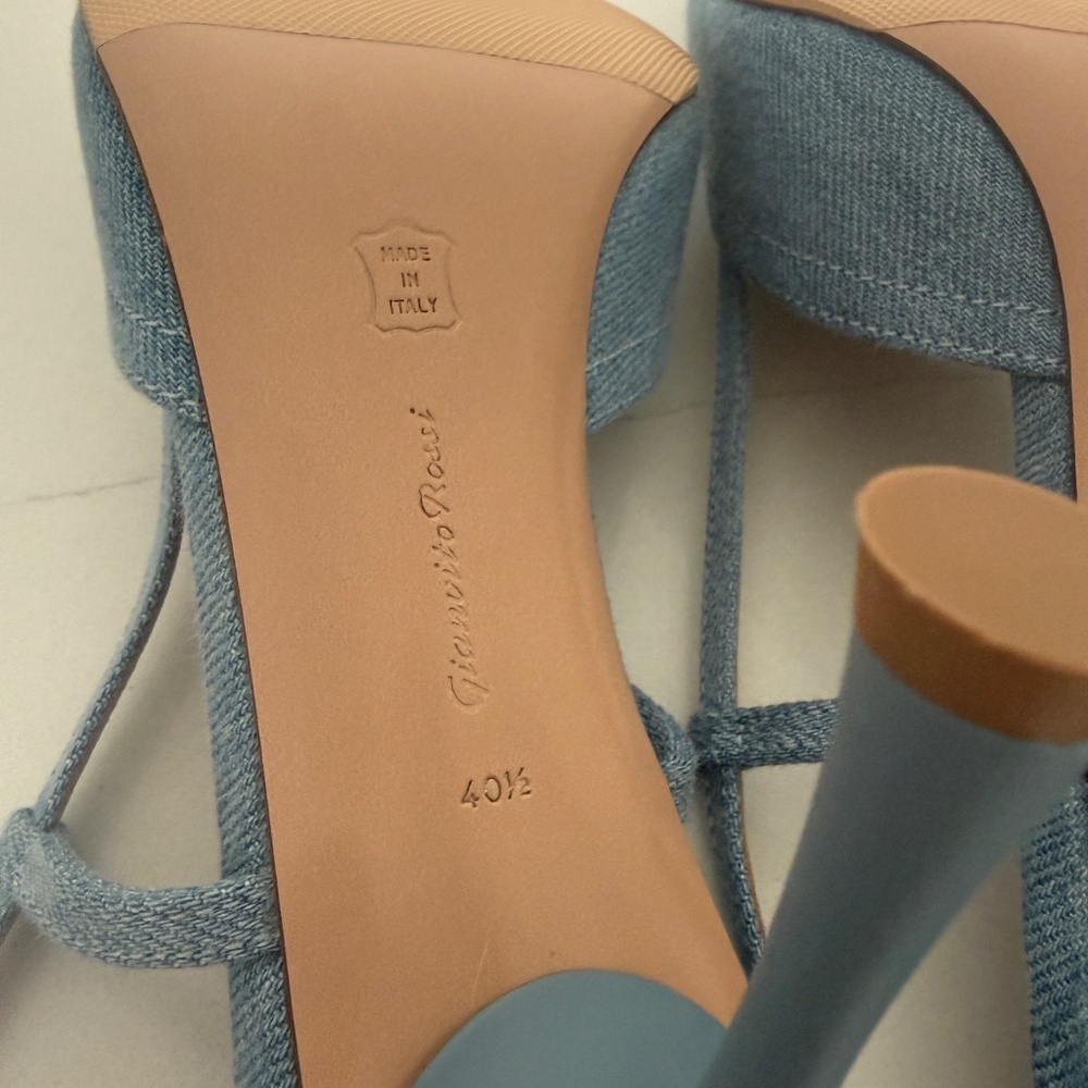 Gianvito Rossi Ascent 55 Blue Denim Slingback Pumps 40.5 Causal Work Going Out - Picture 8 of 8